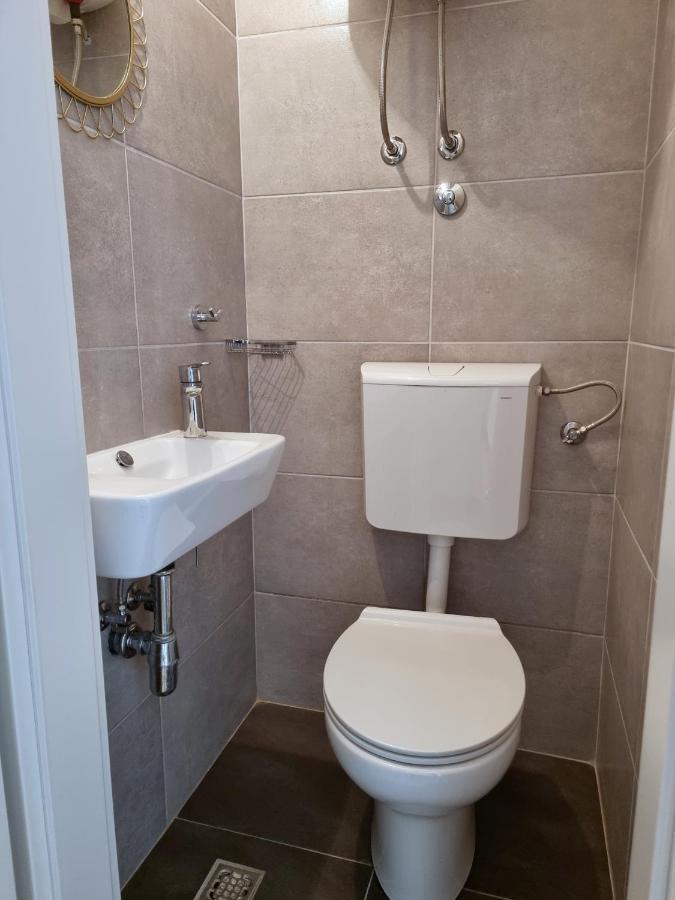 Apartment Tica Omiš Exteriör bild