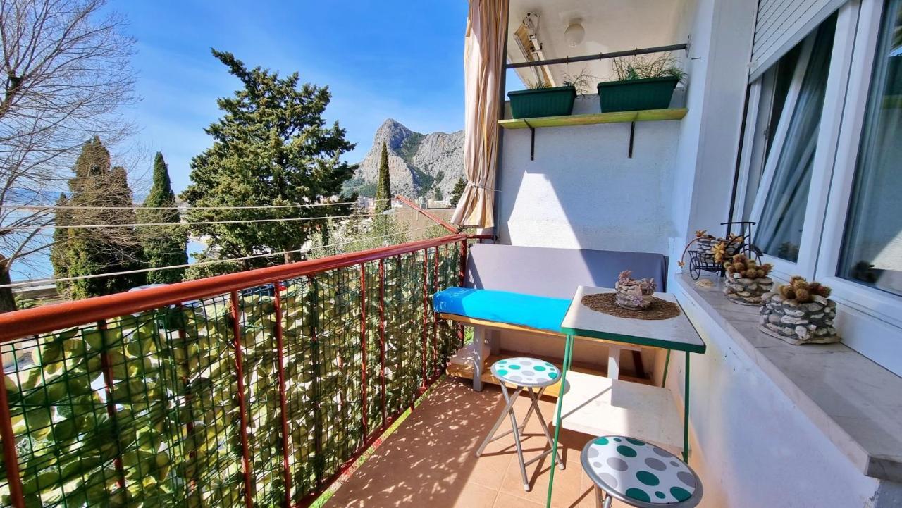 Apartment Tica Omiš Exteriör bild